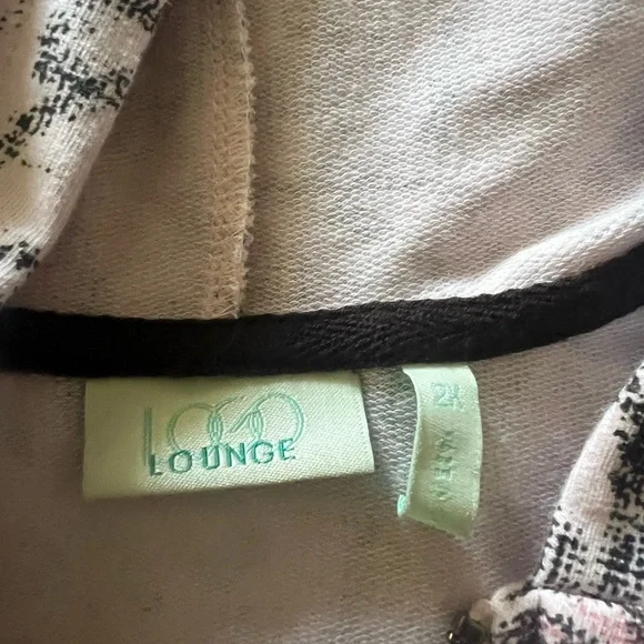 Logo by Lori Goldstein Light Pink Zip Hoodie with Black Floral Jacquard - Picture 8 of 9